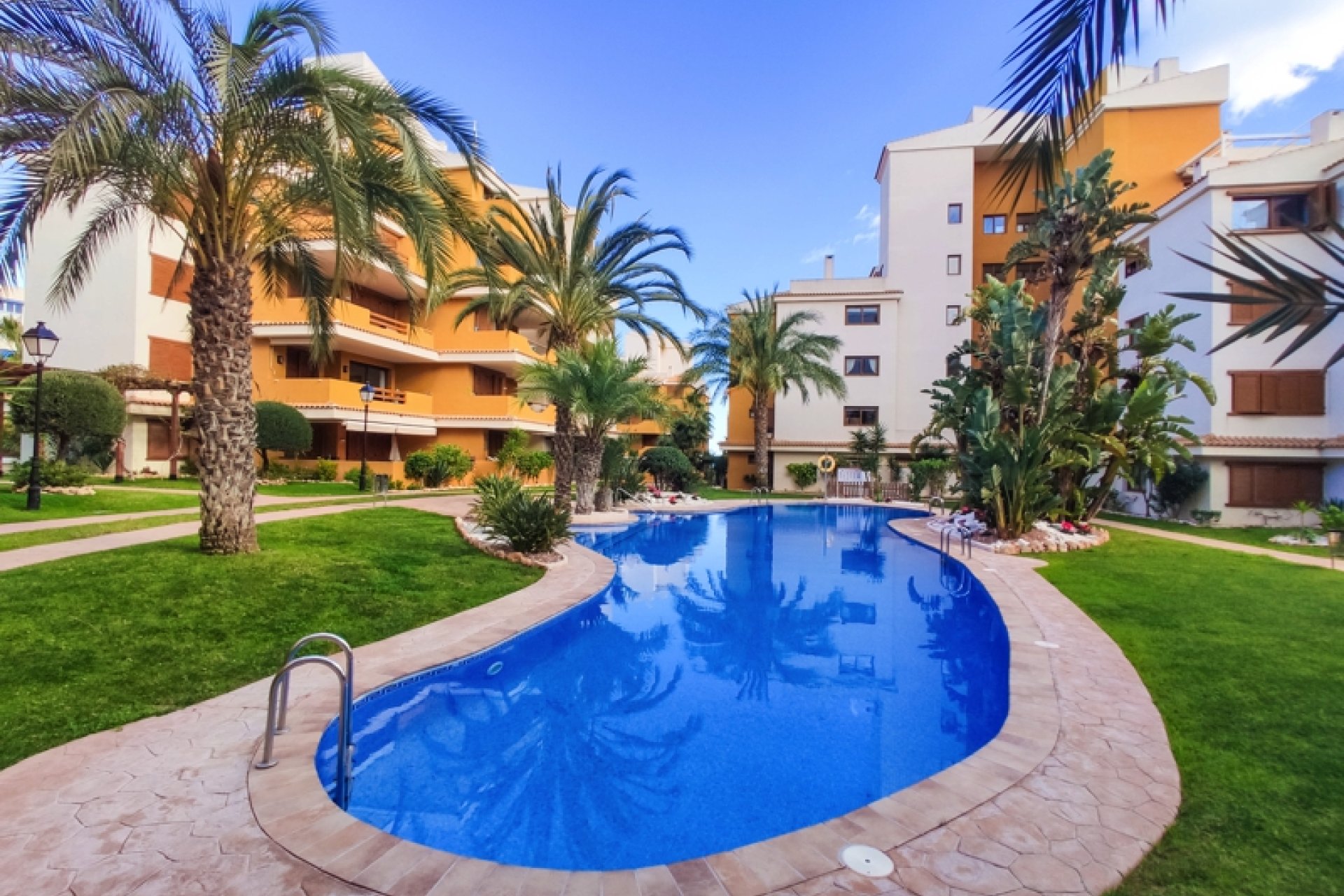  - Apartamento / piso - Punta Prima - La Entrada