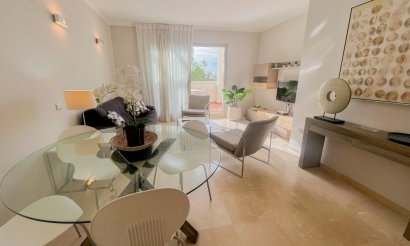 Apartamento / piso - Reventa - Las Colinas - Las Colinas Golf