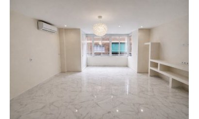 Apartamento / piso - Reventa - Torrevieja - Muelle Pesquero
