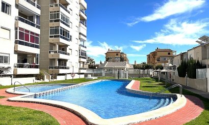 Apartamento / piso - Reventa - Torrevieja - Torrelamata