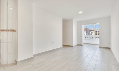 Apartamento / piso - Reventa - Torrevieja - Torrevieja