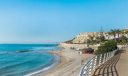 Apartment / flat - Resale - Orihuela Costa - C-22360