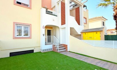 Apartment / flat - Resale - Orihuela Costa - La Zenia