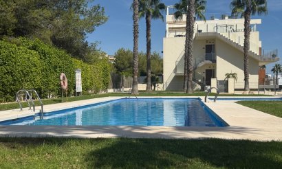 Apartment / flat - Resale - Orihuela Costa - Villamartín