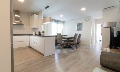 Apartment / flat - Resale - Orihuela Costa - Villamartín