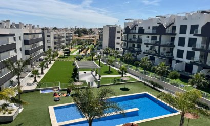 Apartment / flat - Resale - Orihuela Costa - Villamartín