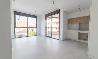 Apartment / flat - Resale - Torrevieja - C-48317