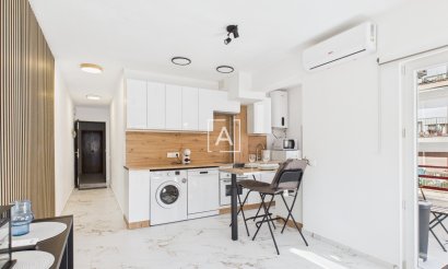 Apartment / flat - Resale - Torrevieja - C-48511