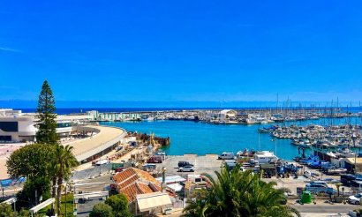 Apartment / flat - Resale - Torrevieja - Centro - Muelle Pesquero