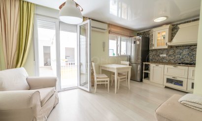 Apartment / flat - Resale - Torrevieja - Centro