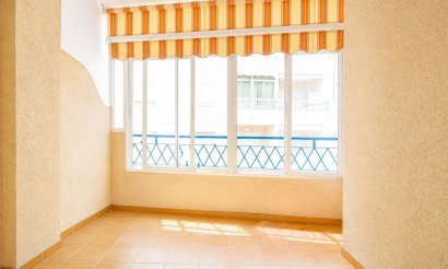 Apartment / flat - Resale - Torrevieja - Estacion de autobuses
