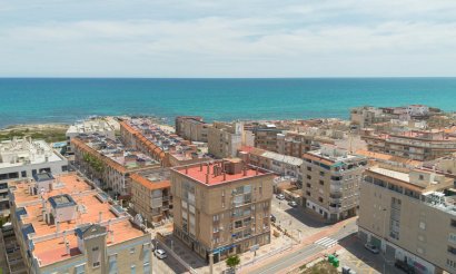 Apartment / flat - Resale - Torrevieja - La Mata pueblo