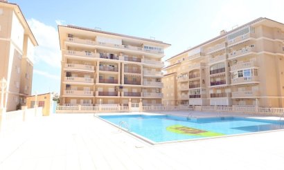 Apartment / flat - Resale - Torrevieja - La Mata