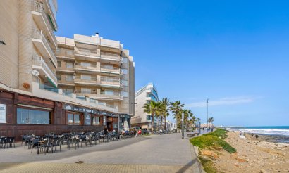 Apartment / flat - Resale - Torrevieja - Playa de El Cura