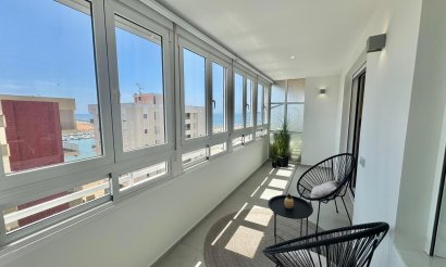 Apartment / flat - Resale - Torrevieja - Playa de La Acequion
