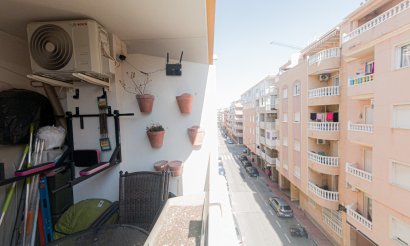 Apartment / flat - Resale - Torrevieja - Playa de Los Locos-Curva del Palangre