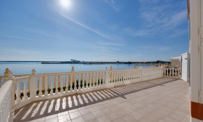 Apartment / flat - Resale - Torrevieja - Playa del Acequión