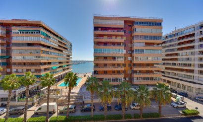 Apartment / flat - Resale - Torrevieja - Playa del Acequión