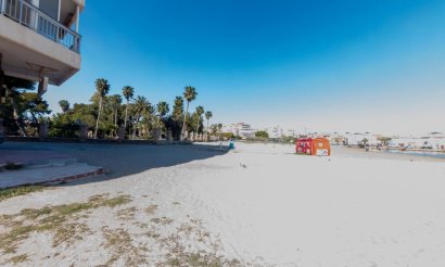 Apartment / flat - Resale - Torrevieja - Playa del Acequión