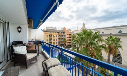 Apartment / flat - Resale - Torrevieja - Playa Del Cura