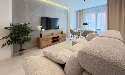 Apartment / flat - Resale - Torrevieja - Playa del Cura
