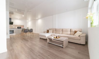 Apartment / flat - Resale - Torrevieja - Playa del Cura