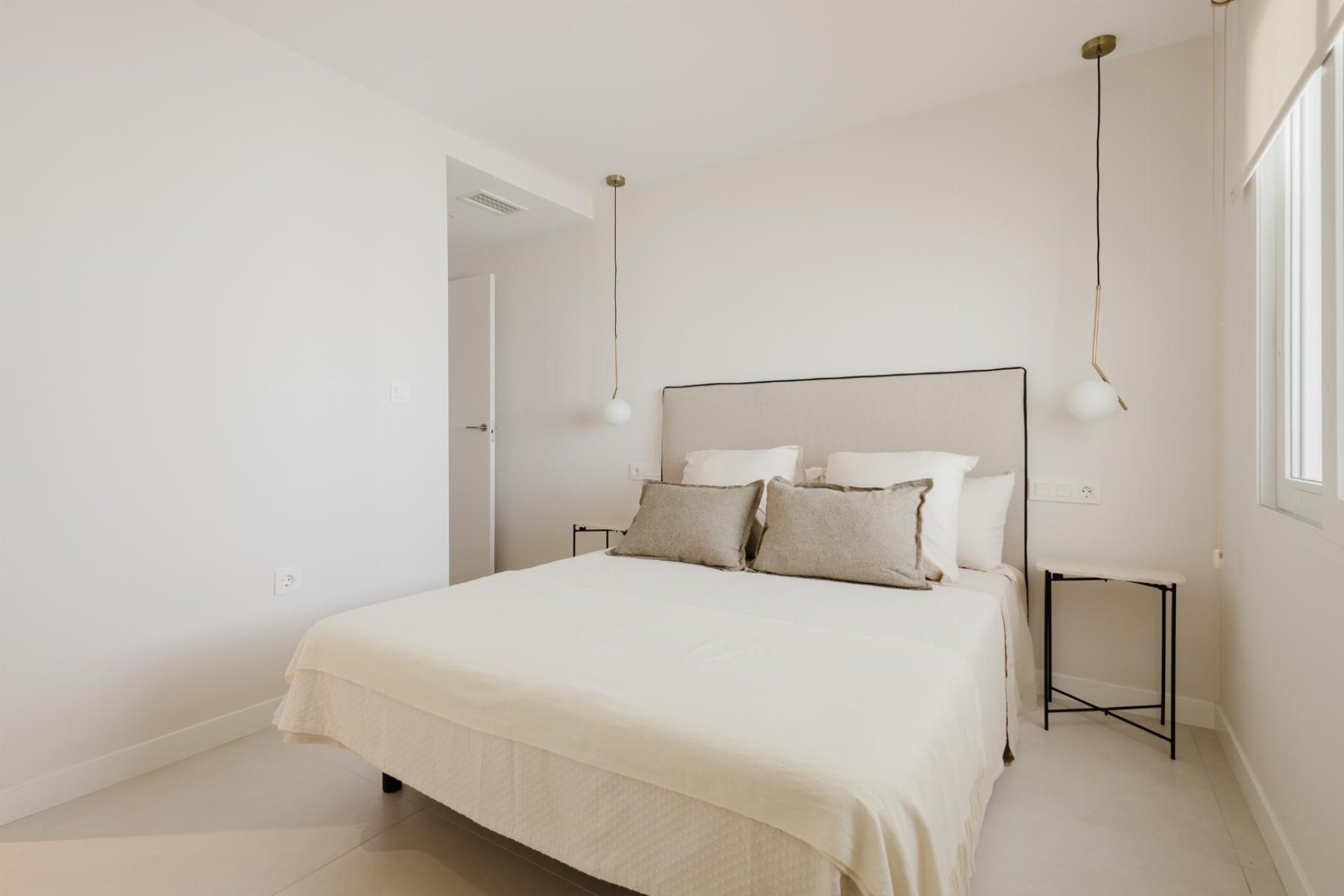 Long Term Rental - Apartment / flat - Torrevieja - Playa del Acequión