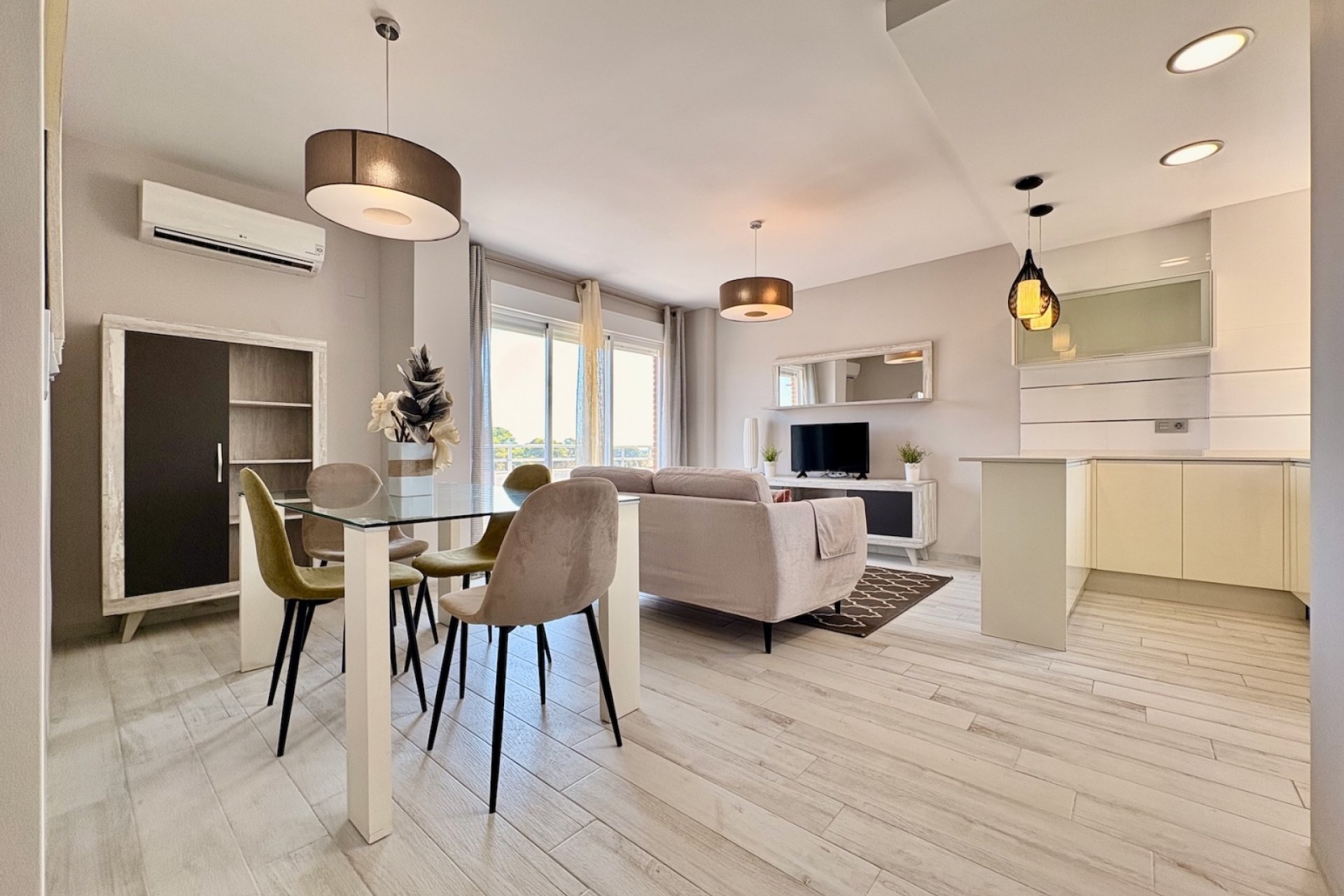 Long Term Rental - Apartment / flat - Torrevieja - Punta Prima