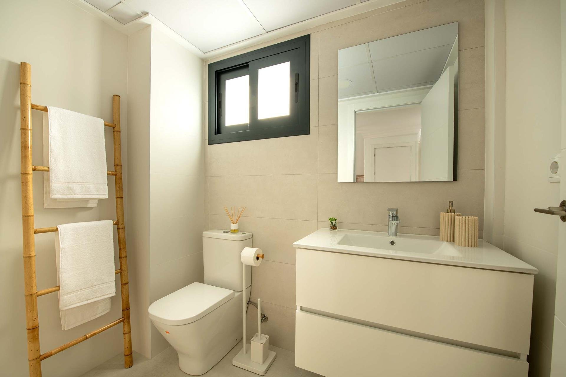 New Build - Townhouse - Cox - San Fernando