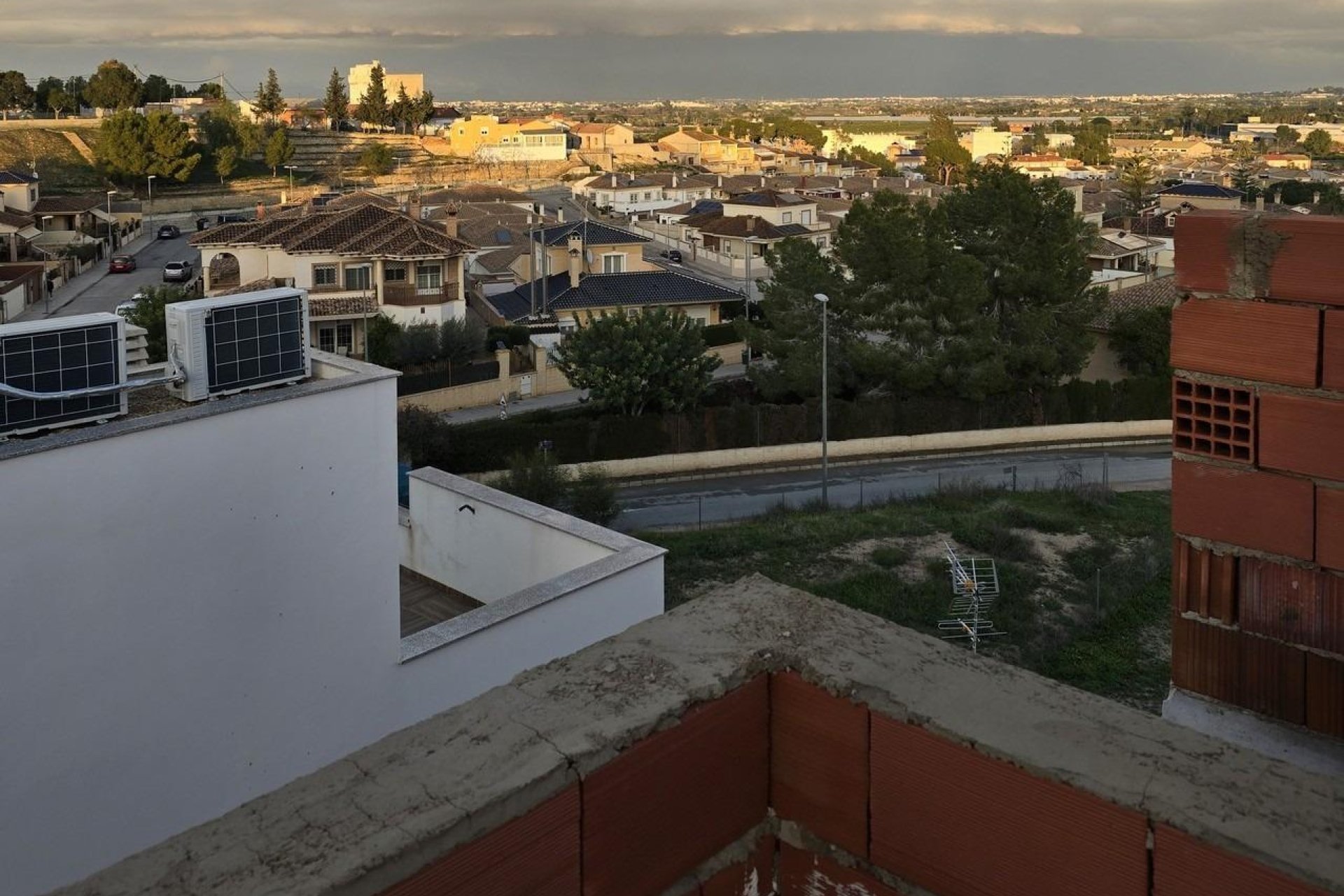 Nouvelle construction - Maison de ville - Bigastro - pueblo