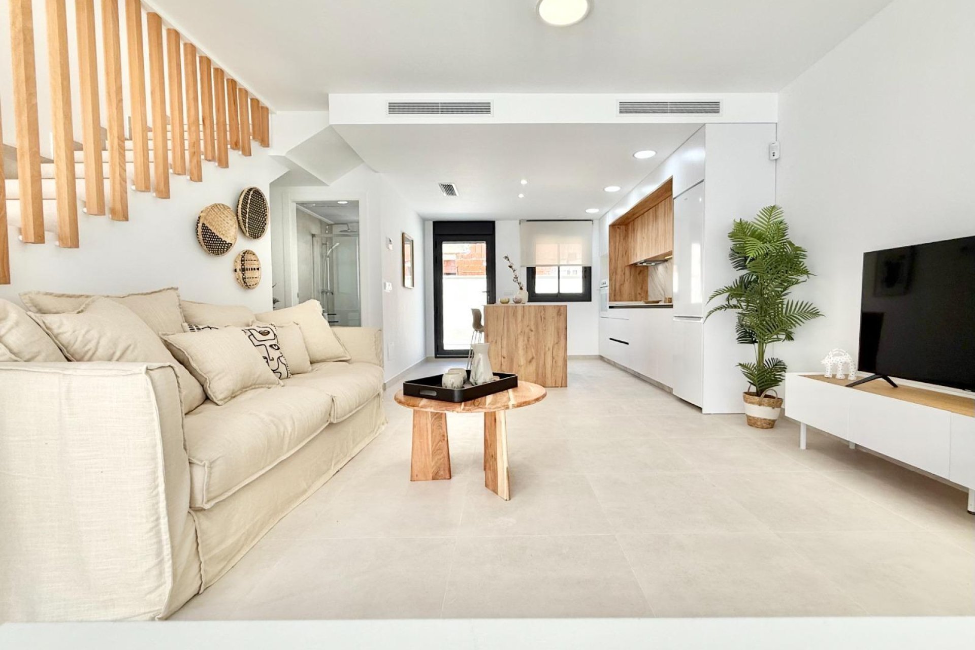 Nouvelle construction - Maison de ville - Cox - San Fernando