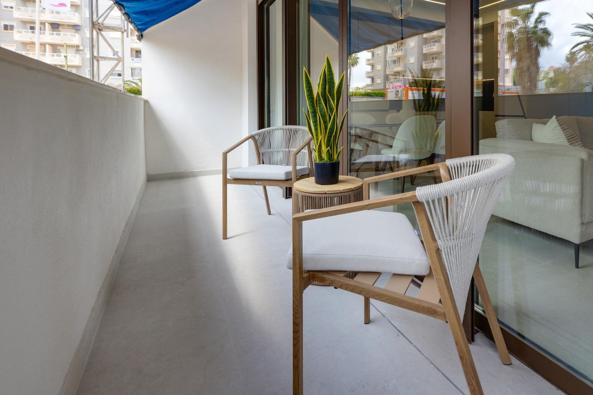 Obra nueva - Apartamento / piso - Guardamar del Segura - Avda del Puerto