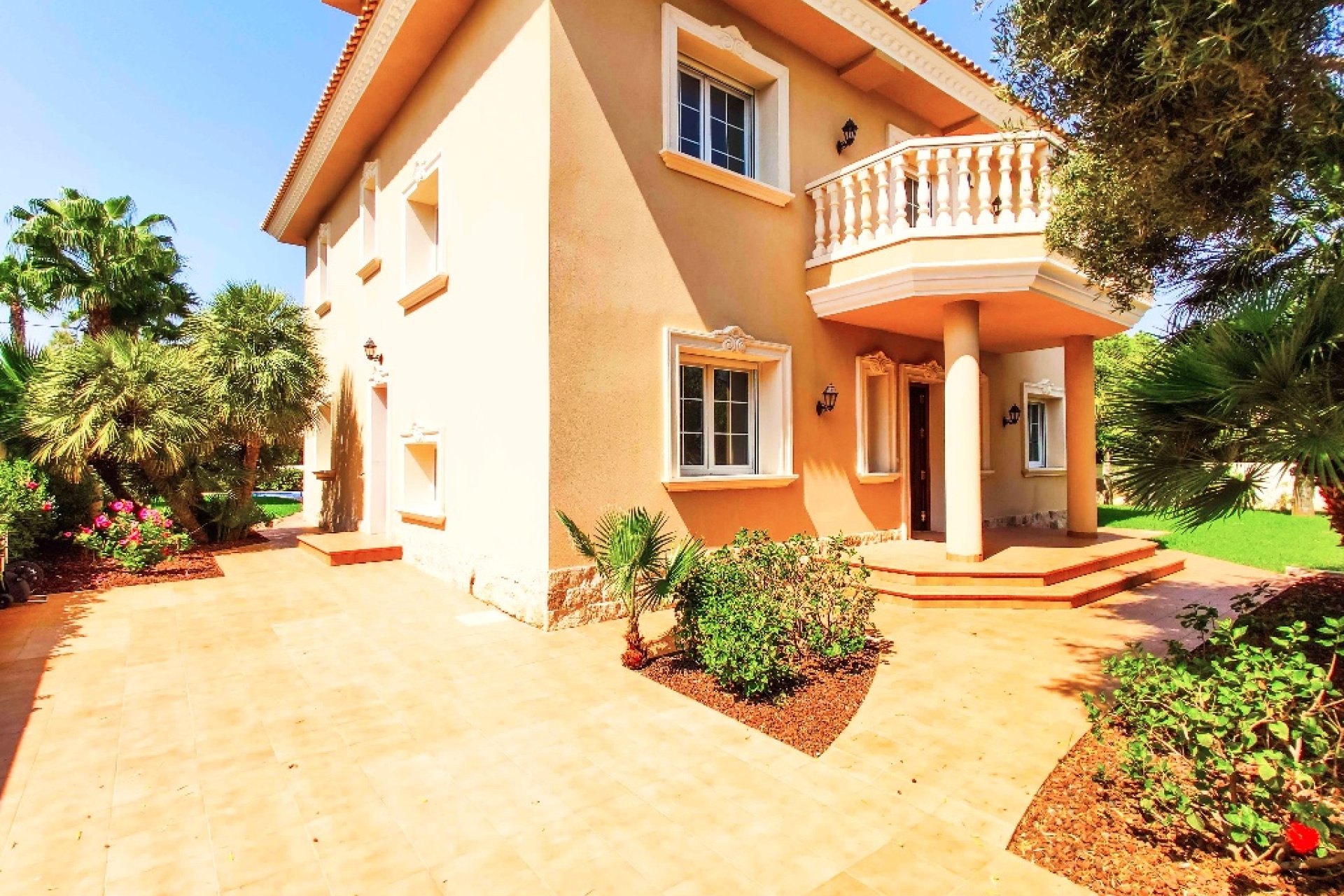 Obra nueva - Villa - Cabo Roig