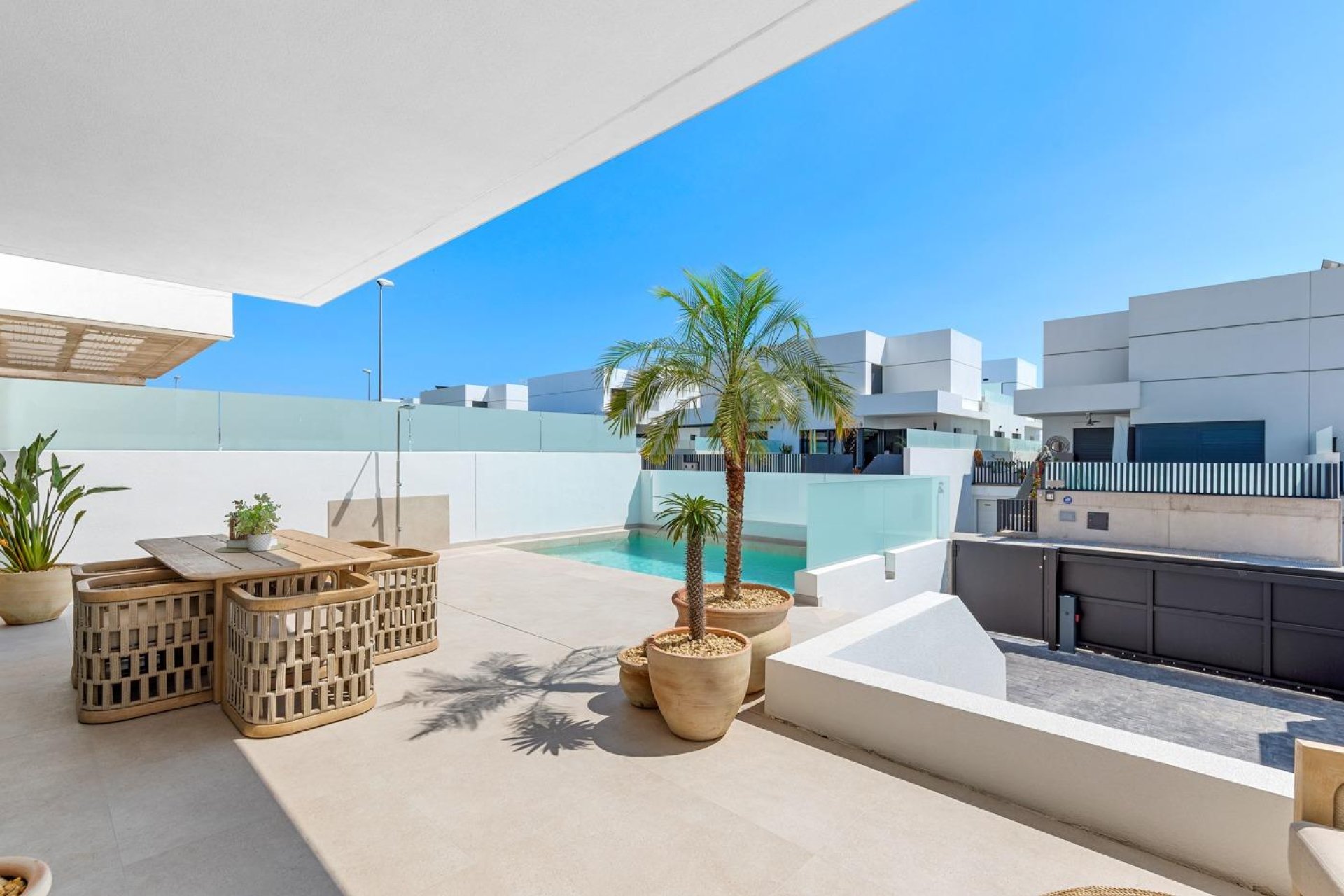 Obra nueva - Villa - Dolores - Sector 3