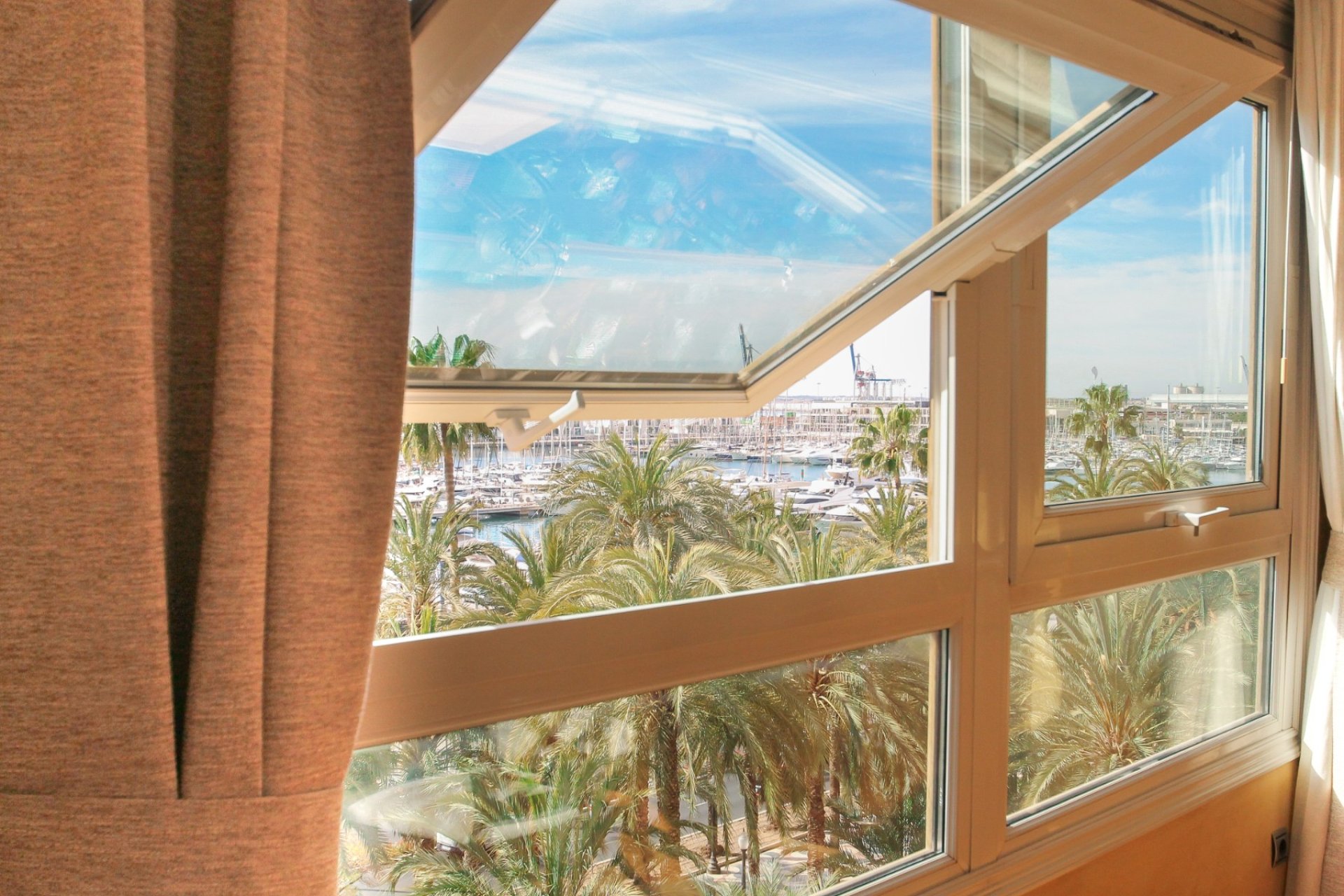 Resale - Apartment / flat - Alicante - Center