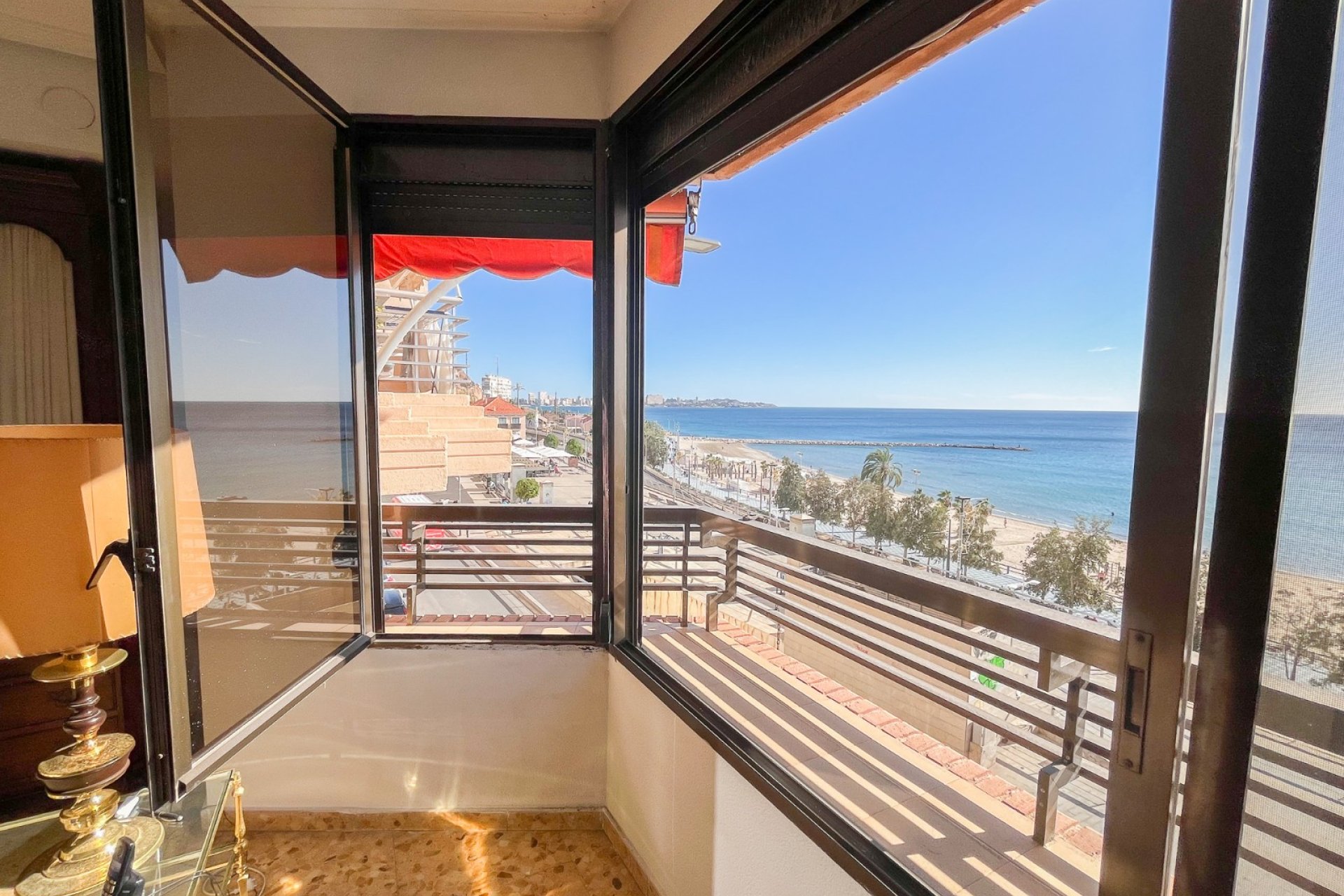 Resale - Apartment / flat - Alicante - Centro