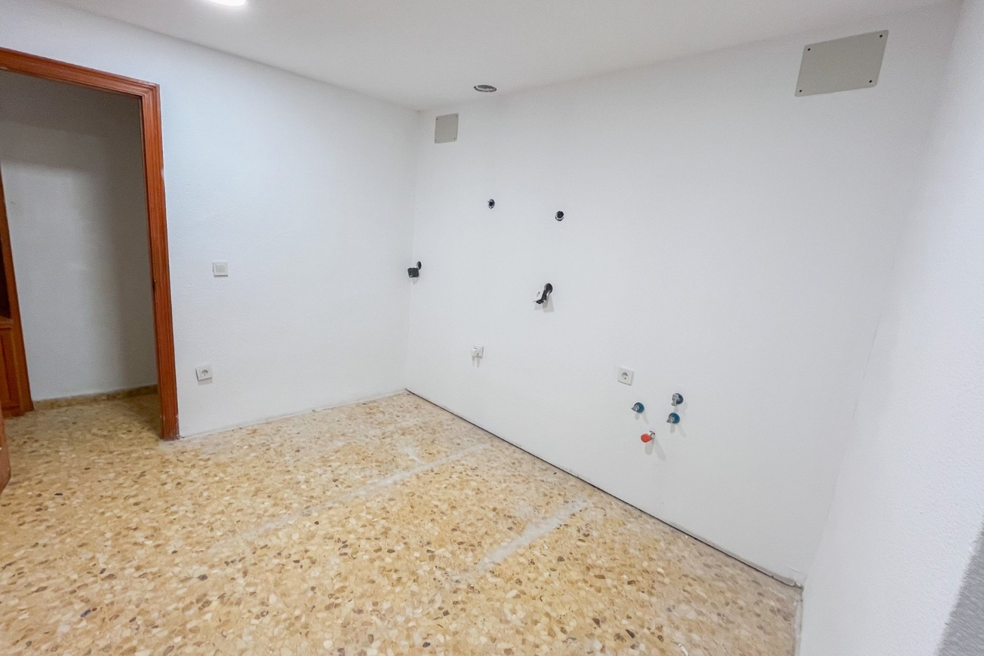 Resale - Apartment / flat - Alicante - Centro