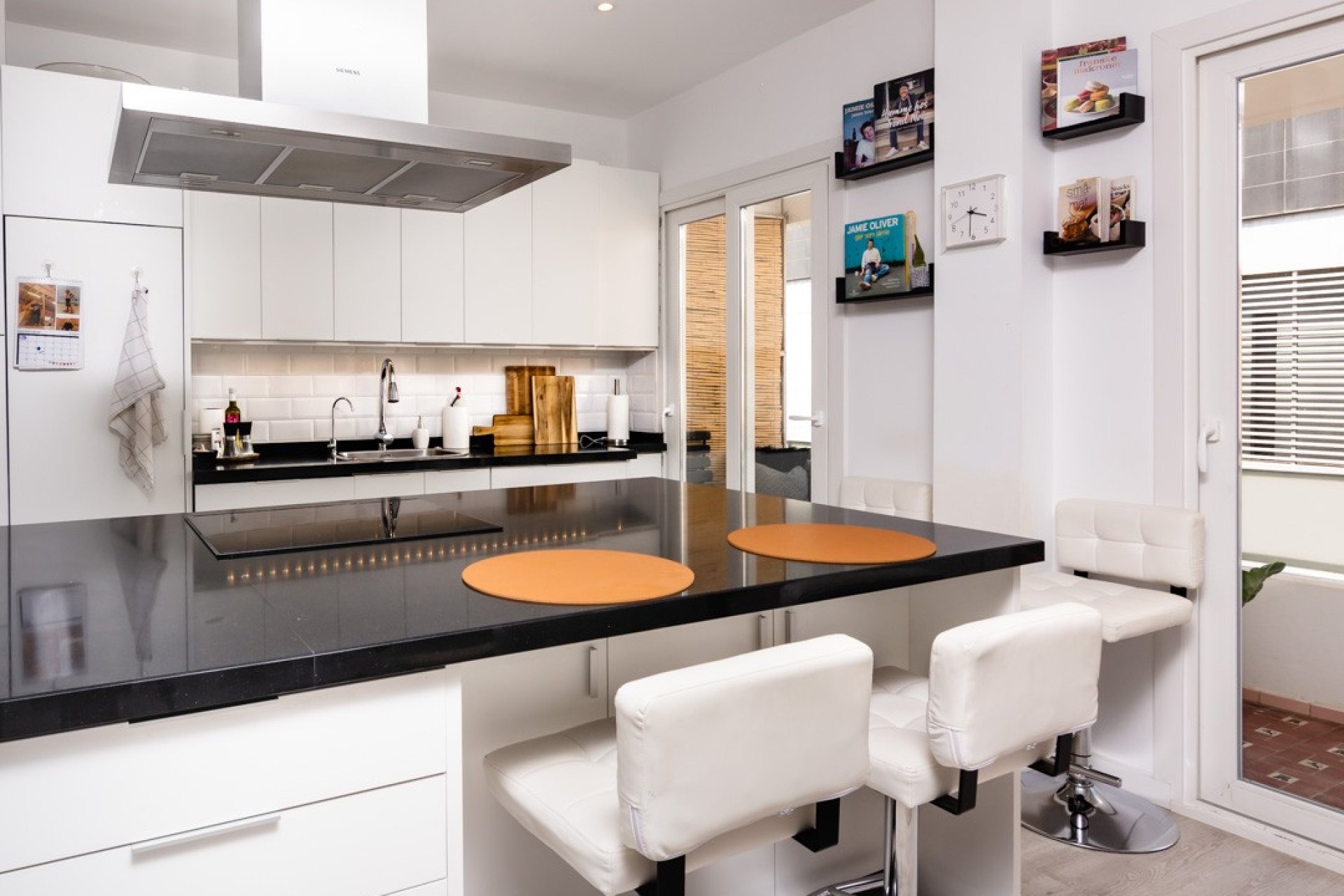 Resale - Apartment / flat - Alicante - - Centro  -