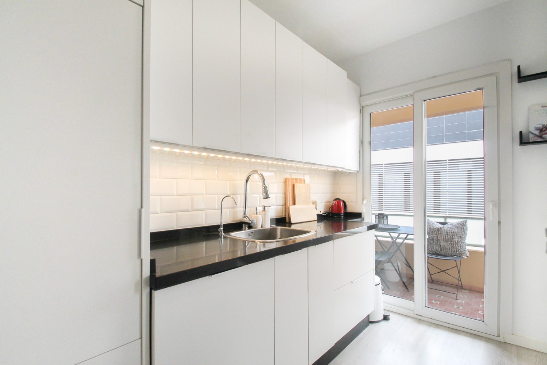 Resale - Apartment / flat - Alicante - - Centro  -