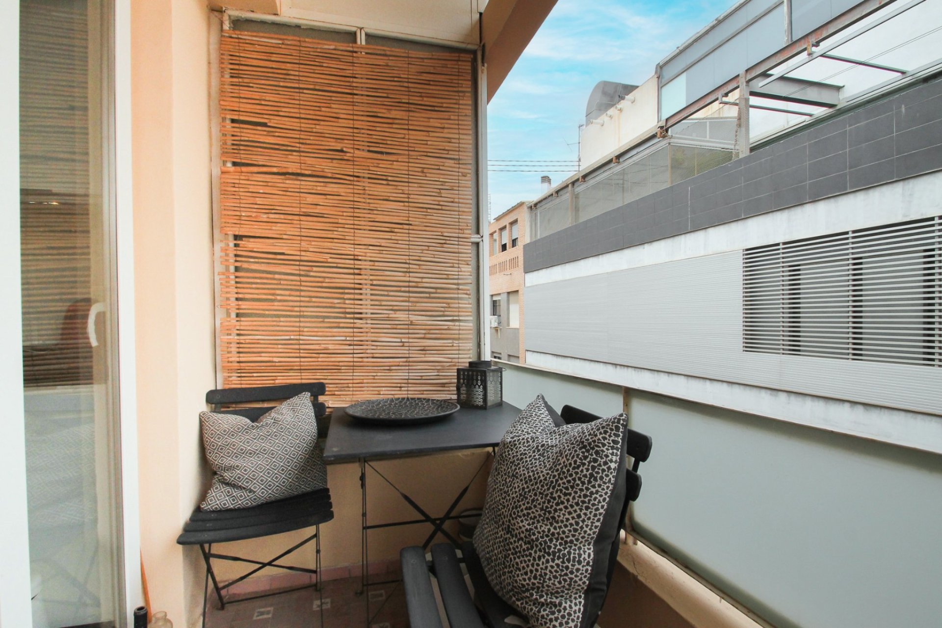Resale - Apartment / flat - Alicante - - Centro  -