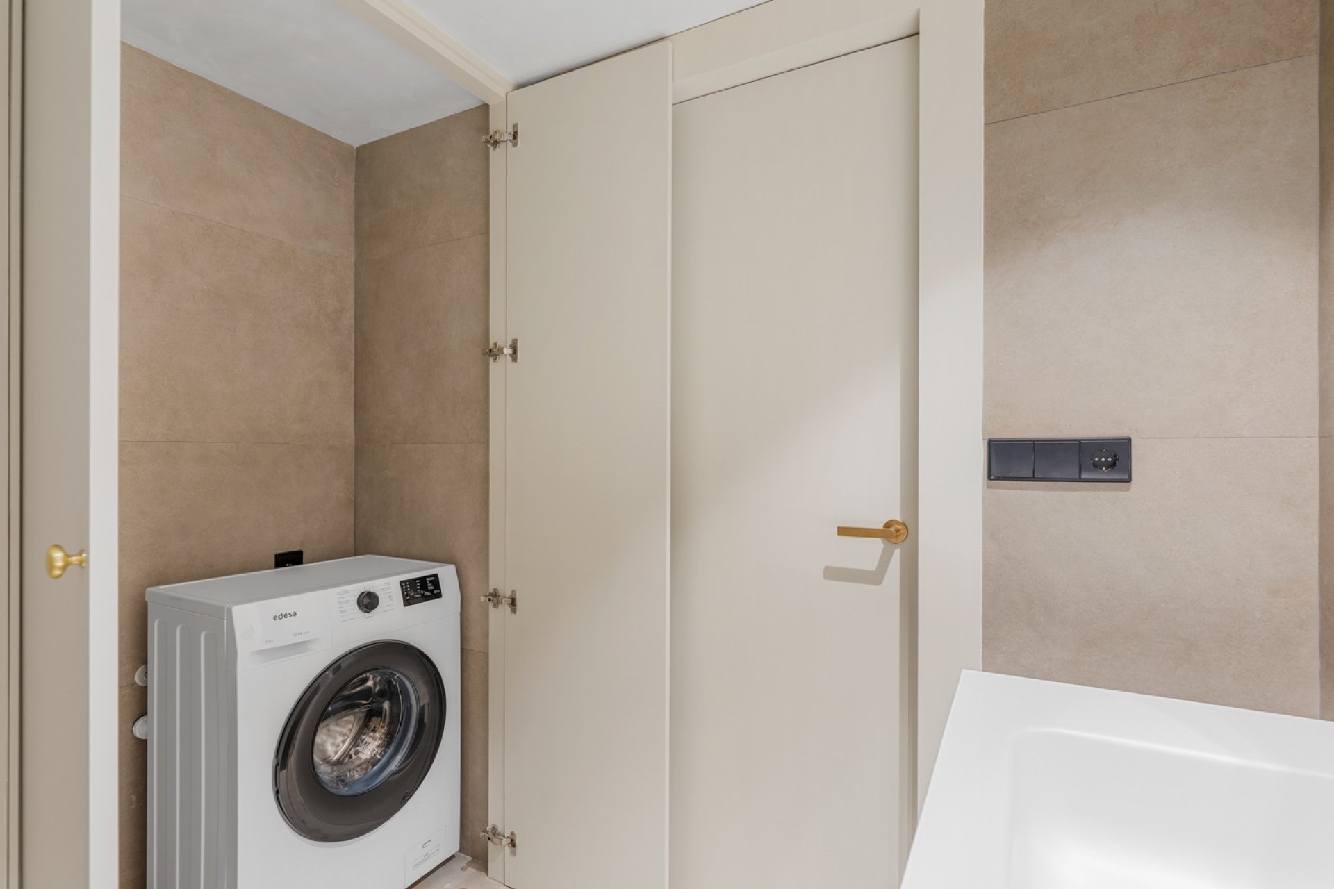 Resale - Apartment / flat - Alicante