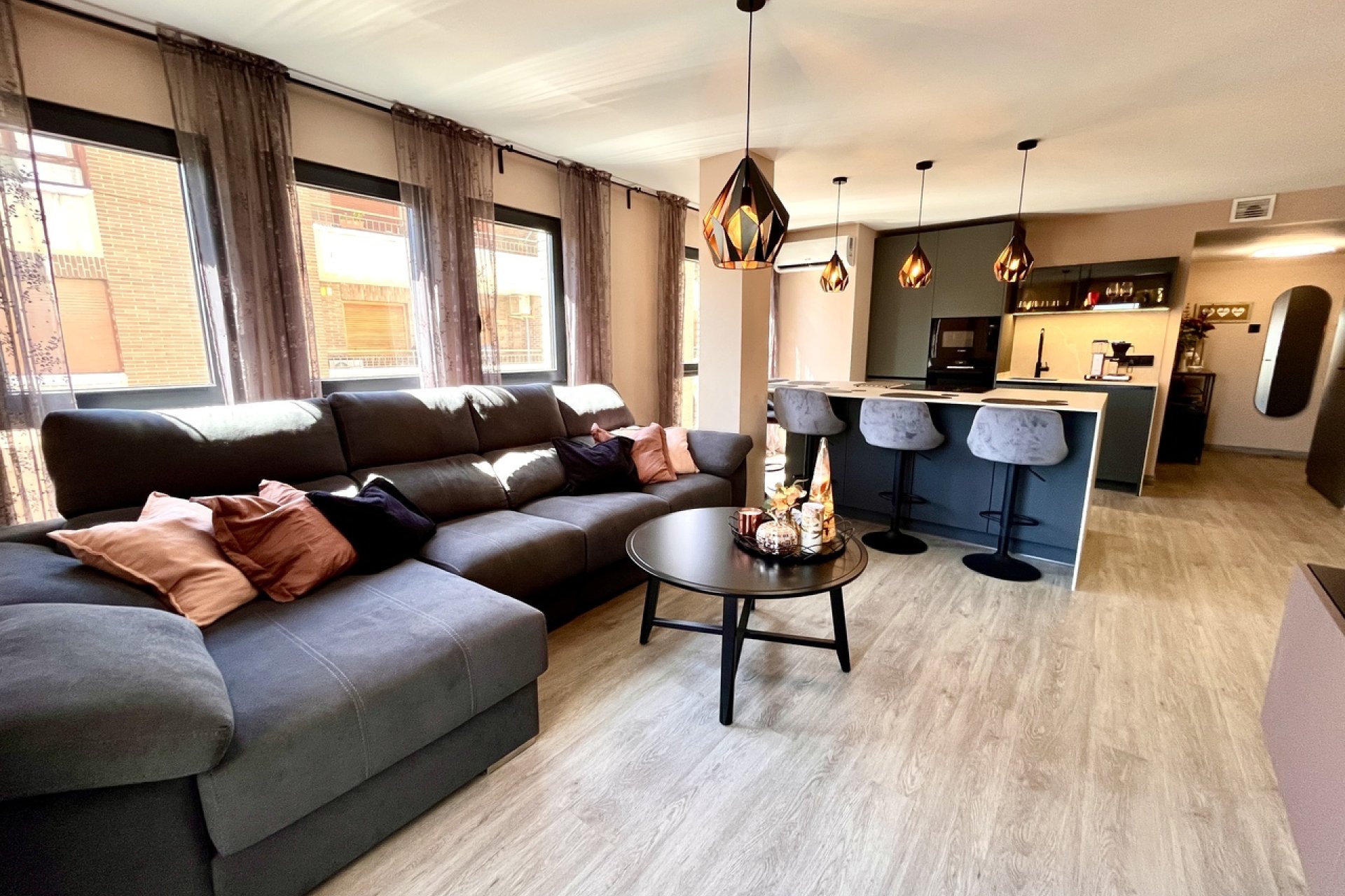 Resale - Apartment / flat - Almoradí