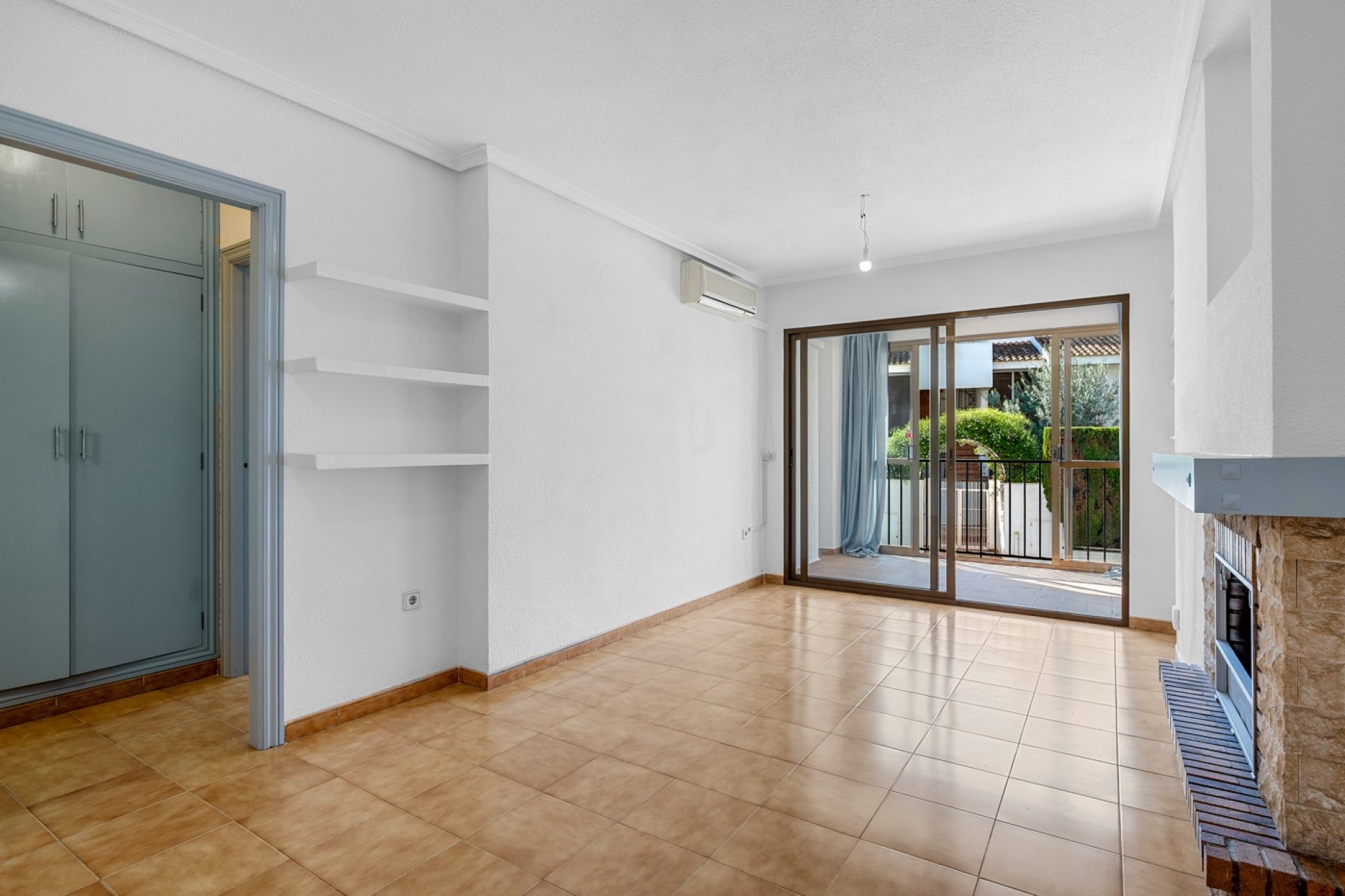 Resale - Apartment / flat - Altea