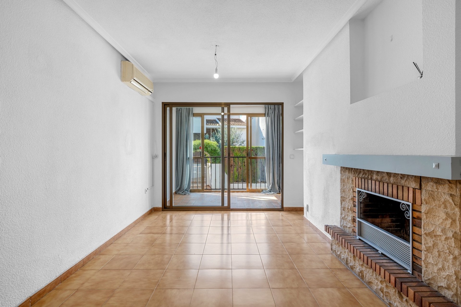 Resale - Apartment / flat - Altea