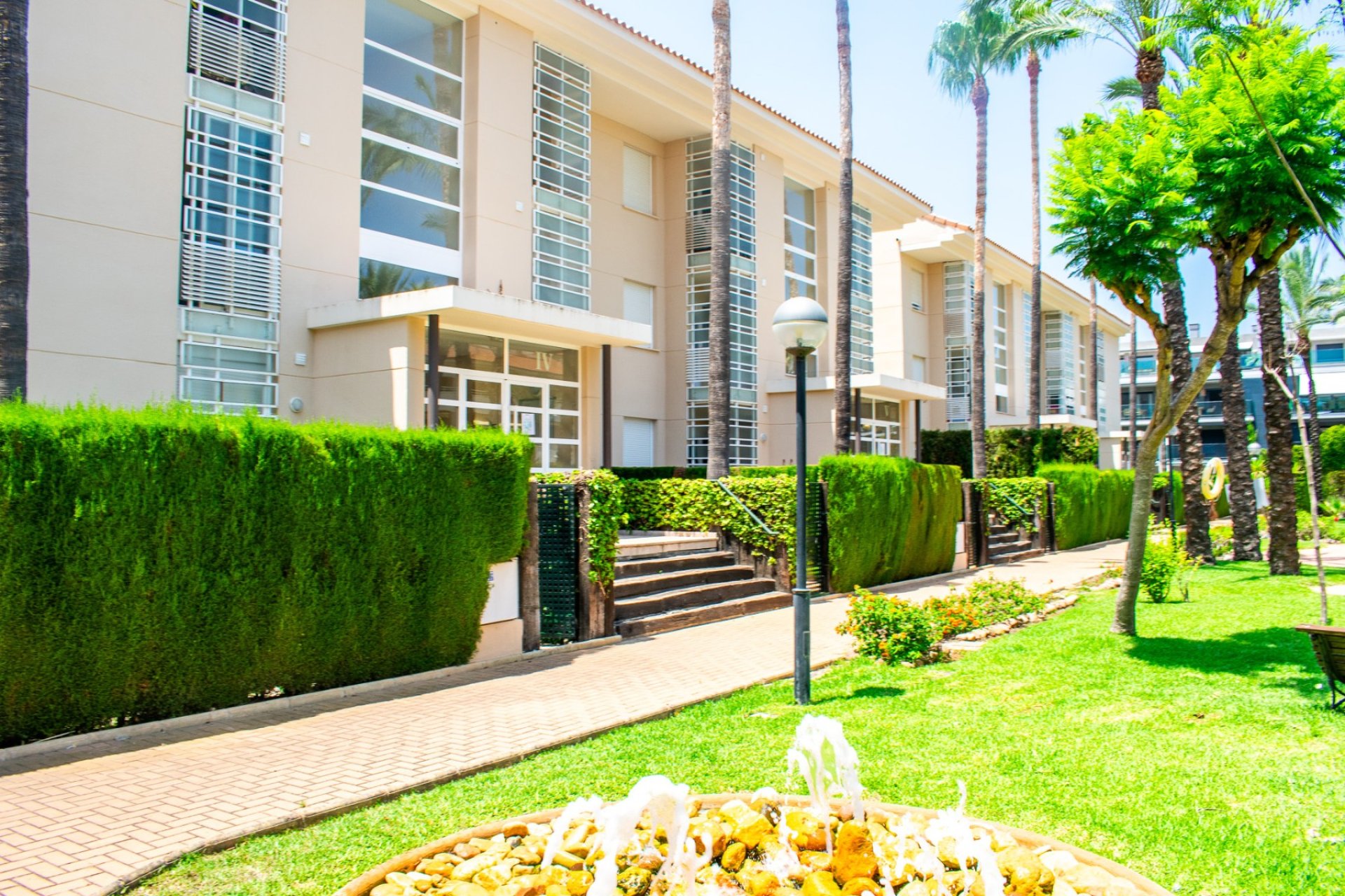 Resale - Apartment / flat - Arenales del Sol - Platja de l\'Arenal