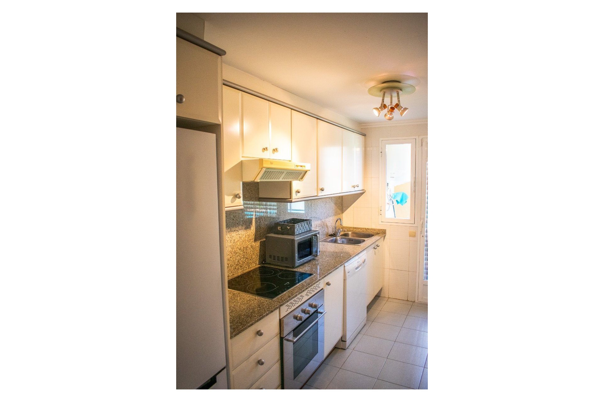 Resale - Apartment / flat - Arenales del Sol - Platja de l\'Arenal