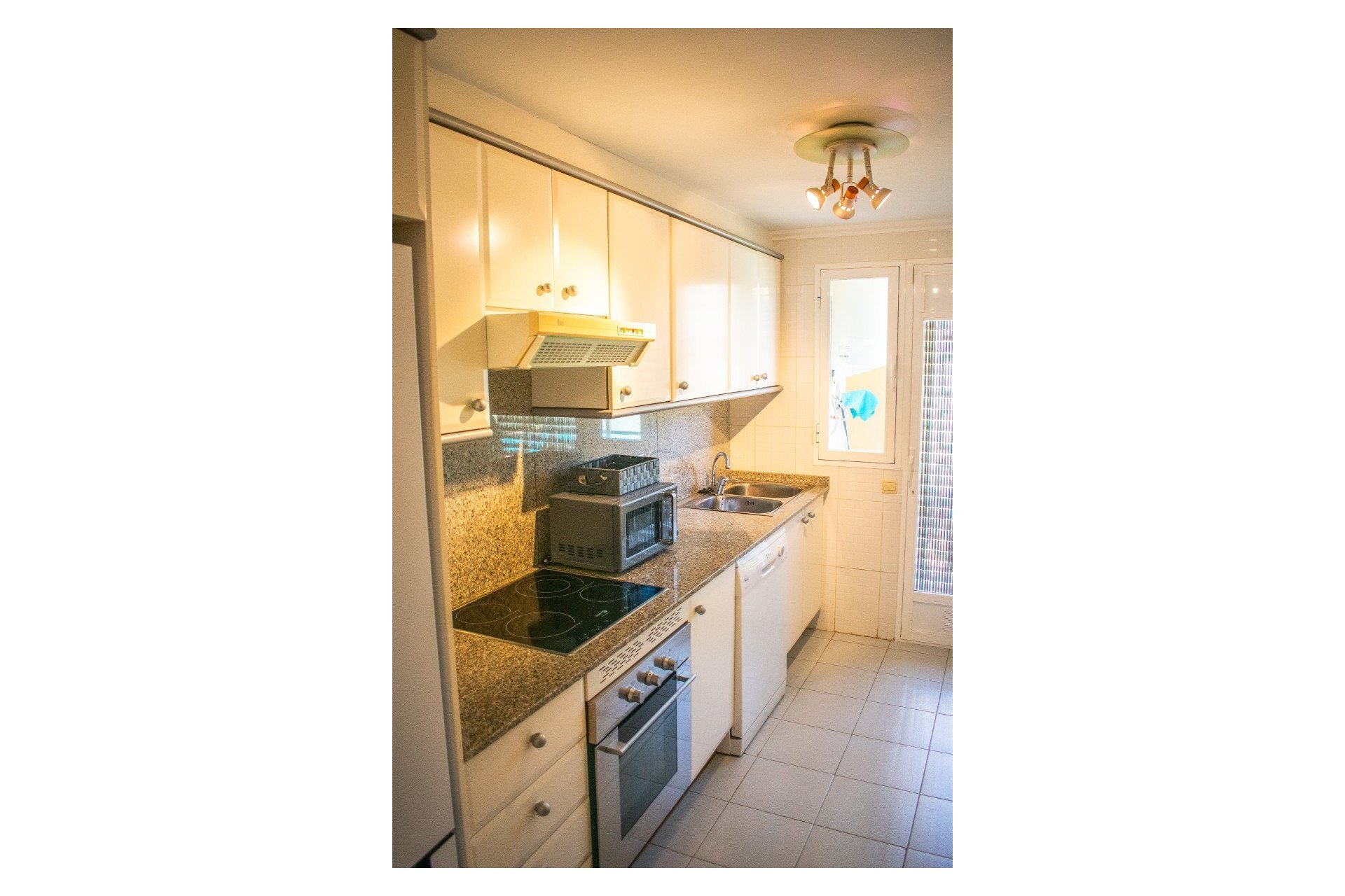 Resale - Apartment / flat - Arenales del Sol - Platja de l\'Arenal