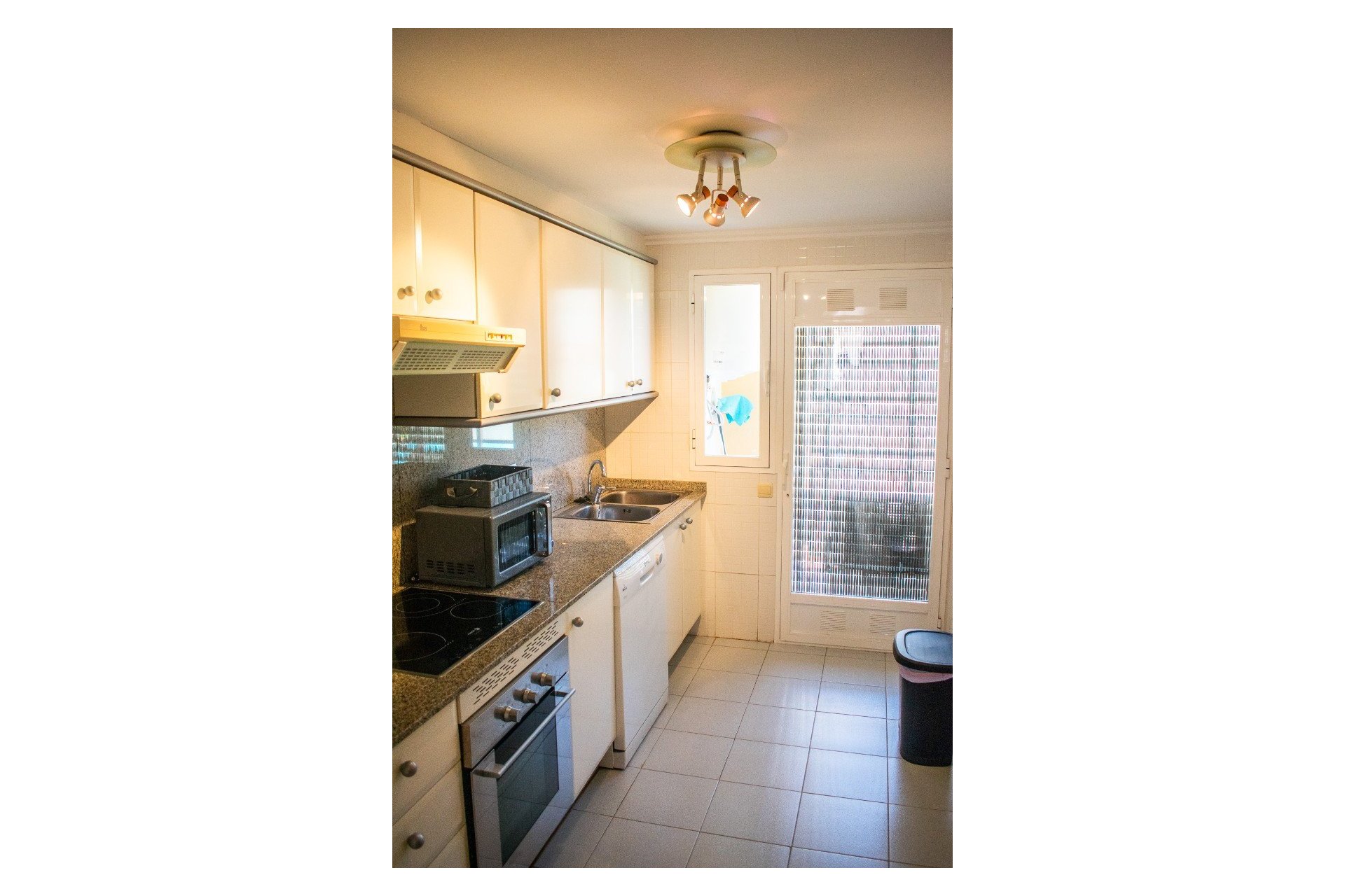 Resale - Apartment / flat - Arenales del Sol - Platja de l\'Arenal