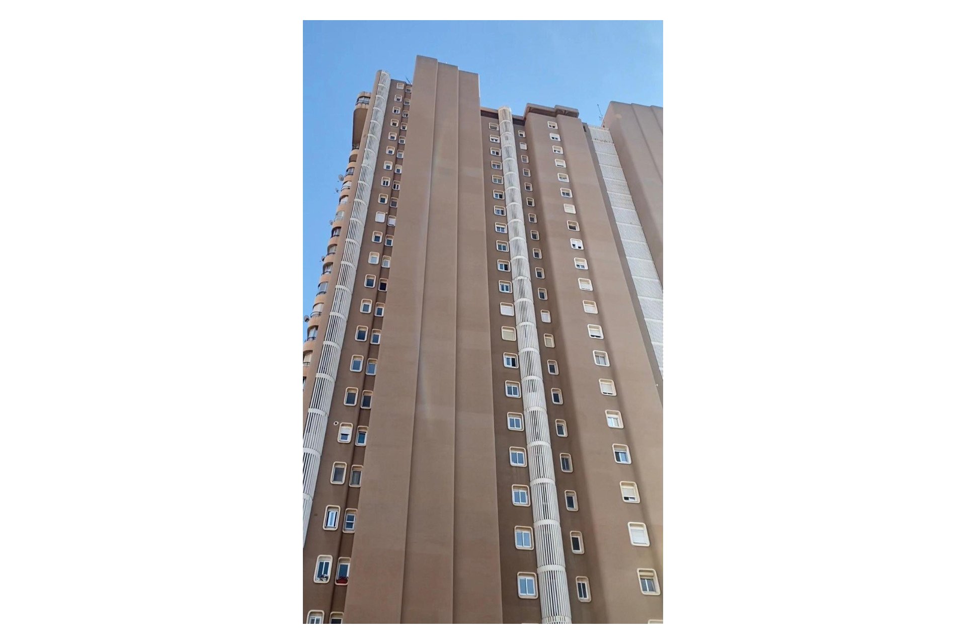 Resale - Apartment / flat - Benidorm - 1ª Linea De Playa