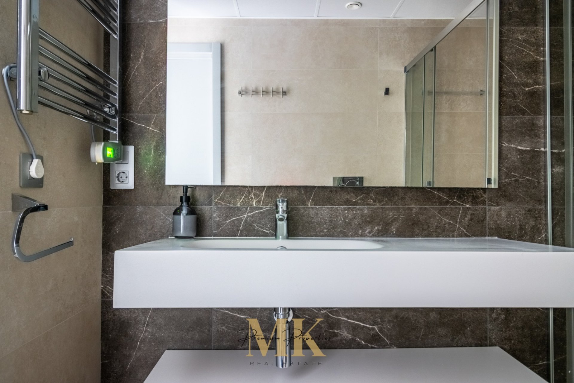 Resale - Apartment / flat - Benidorm - Playa Poniente